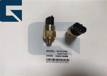  D7D Engine Oil Pressure Sensor VOE20450687 04215774ED For EC240B Excavator
